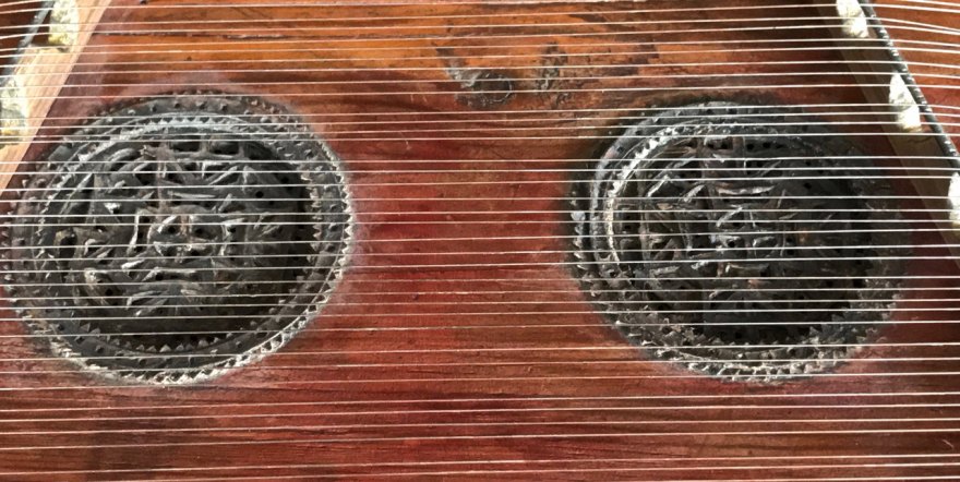 Dulcimer - In Original Decorative Case. - (5282)