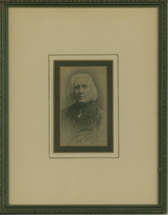 Liszt, Franz - Signed Photograph. - (4877)