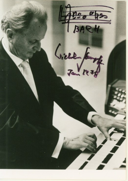 Kempff, Wilhelm - Photograph with Autograph Musical Quotation Signed