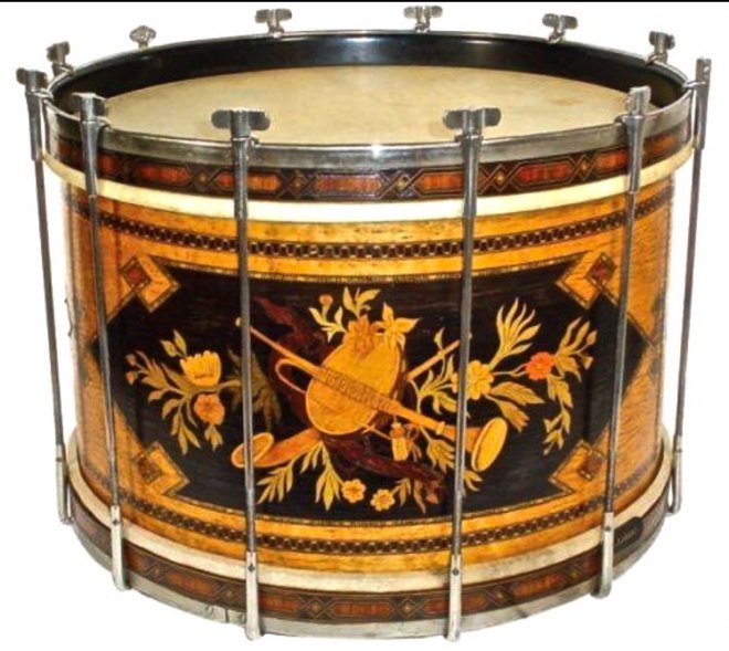 DRUM - FABULOUS AMERICAN PRESENTATION DRUM - Lyon & Healy - Military