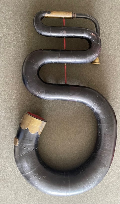 SERPENT - 18th-century english serpent