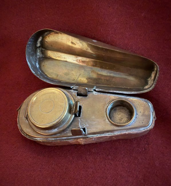 VIOLIN CASE INKWELL