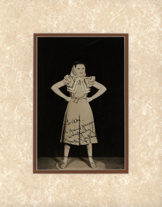 Garland, Judy - Photograph Signed