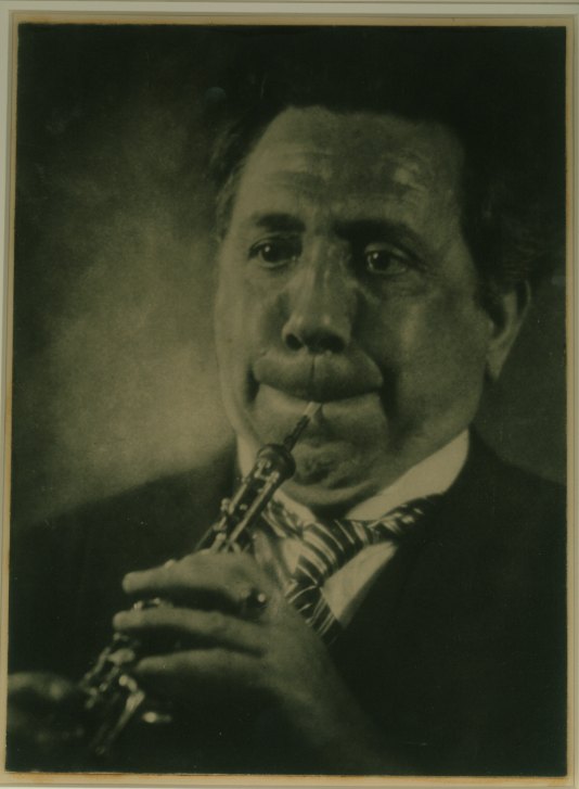 OBOE - PORTRAIT - An original Thorek photograph