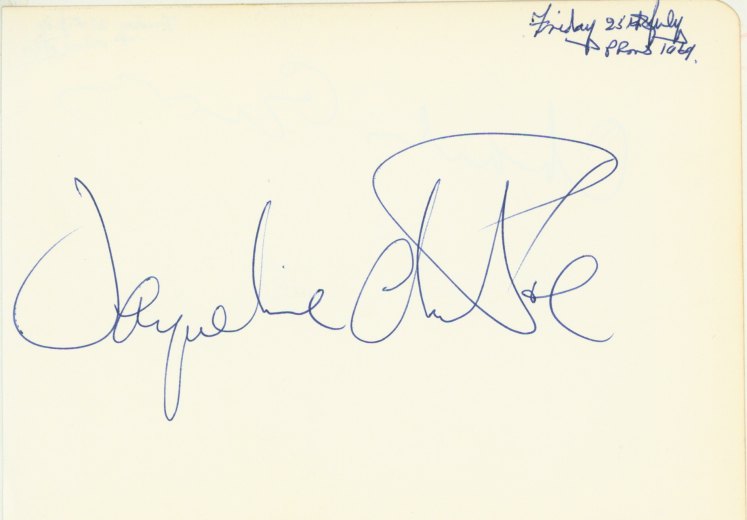 Du Pré, Jacqueline - A rare signature after performing Dvorak Concerto